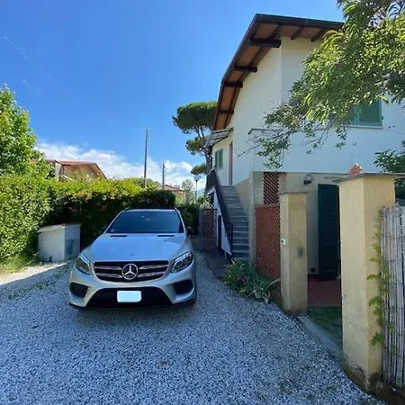 La Casina Di Vakantiehuis Forte dei Marmi